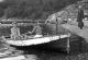 Dagfinn ror med nabogutten på Hogganvik i båten
